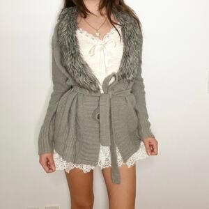 Y2k ana gray faux fur TIE cardigan size PM